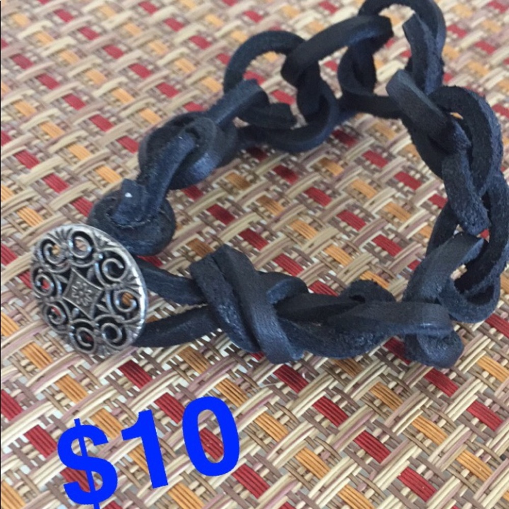 Leather bracelet